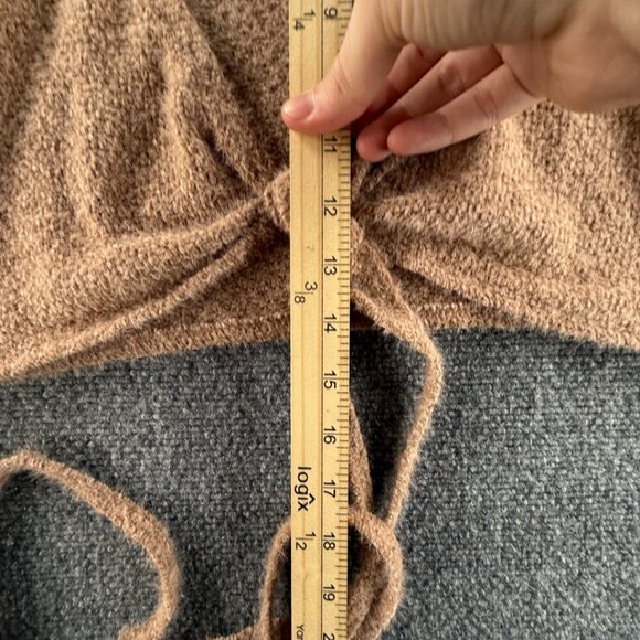 NWT Hollister Women Cardigan Sweater Medium Super Soft Knit Cropped Oversized - Picture 6 of 13